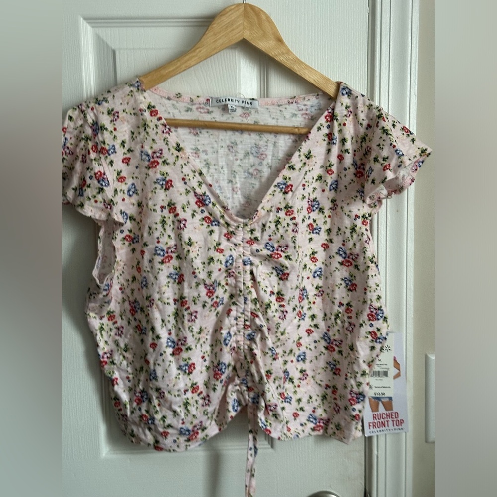 Floral printed tshirt. (New with tags)